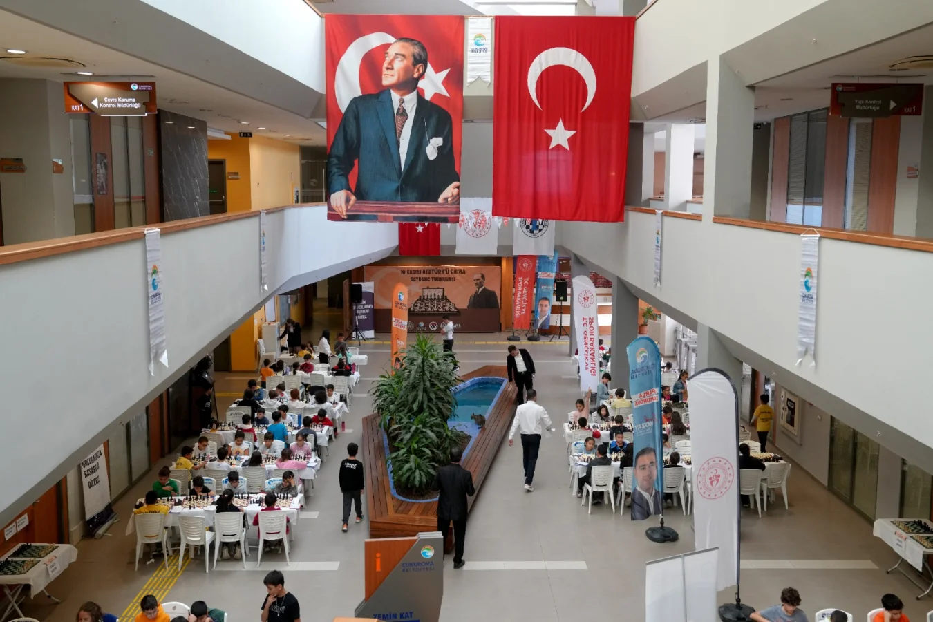 Çukurova'da Atatürk Anısına Satranç Turnuvası Düzenlendi