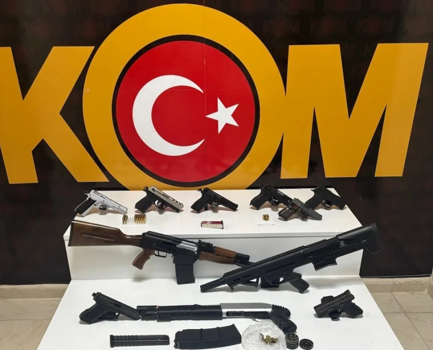 Ceyhan Polisi Suç Örgütüne Geçit Vermedi