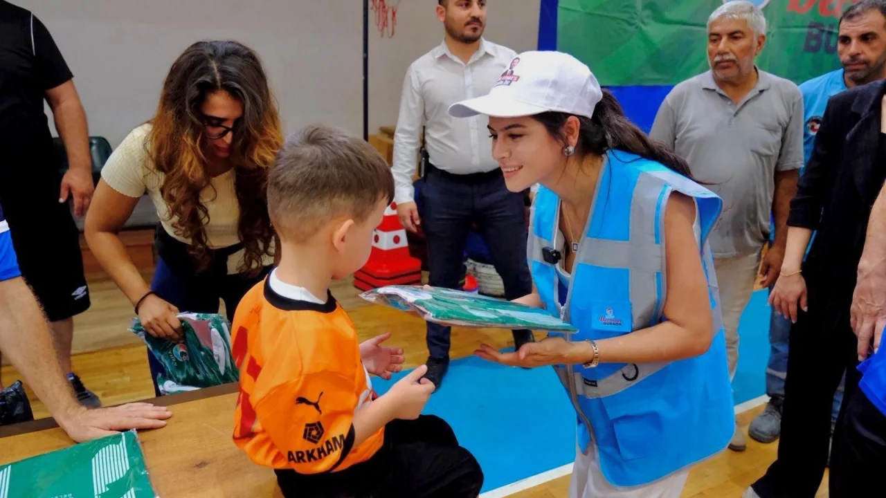 -Ceyhan Belediyesi'nin Yaz Spor Okullarına Büyük İlgi