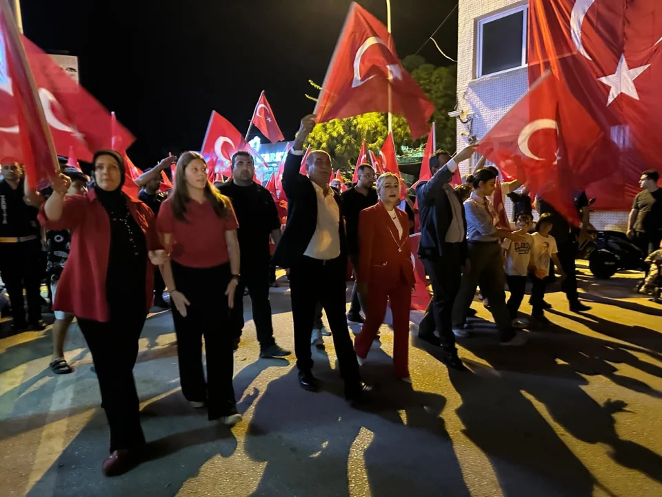 Yumurtalık Halkı Cumhuriyet Bayramı’nda Tek Yürek Oldu