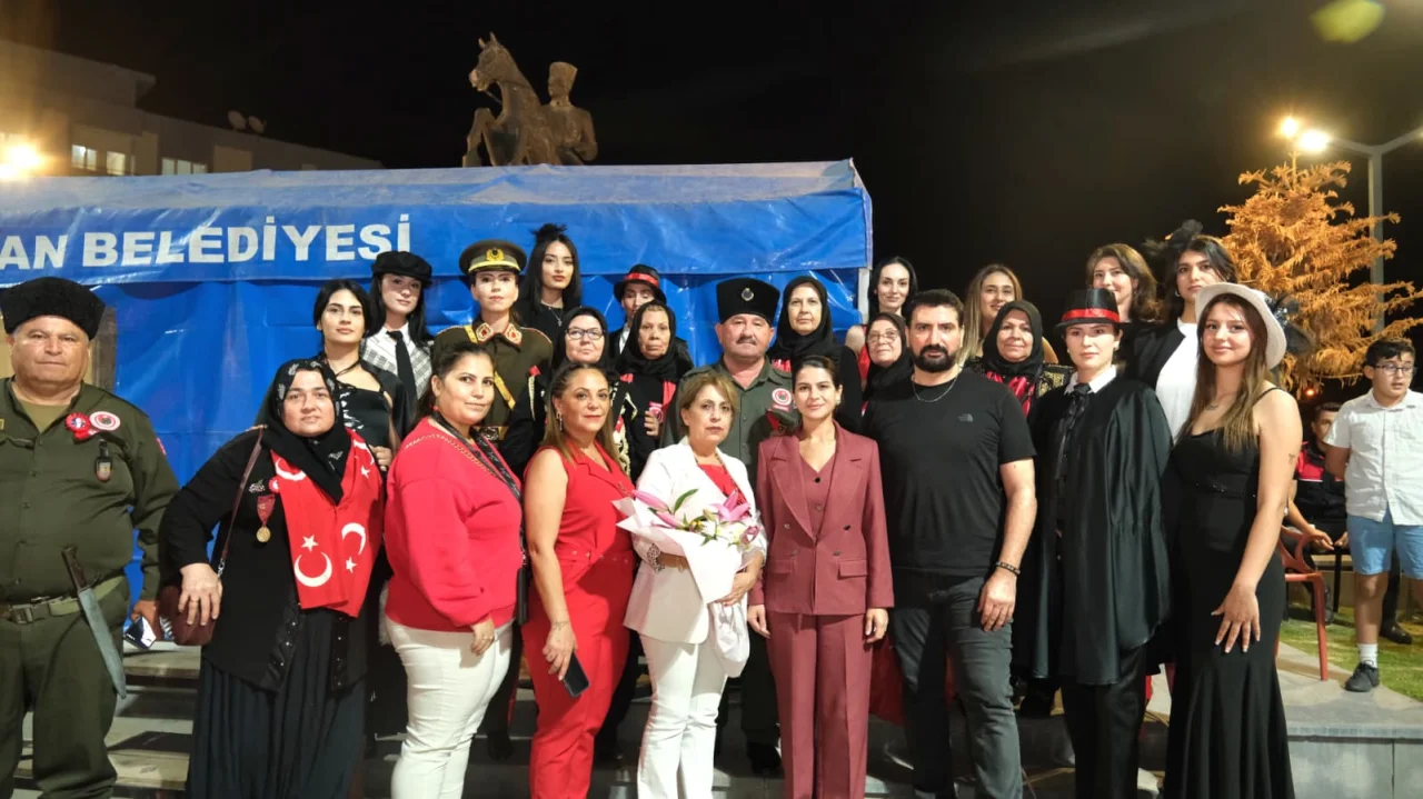 Ceyhan'da Cumhuriyet ve Atatürk Defilesi İle Coşku Dorukta: “Cumhuriyet Bir Yürek ve Onur Meselesidir”