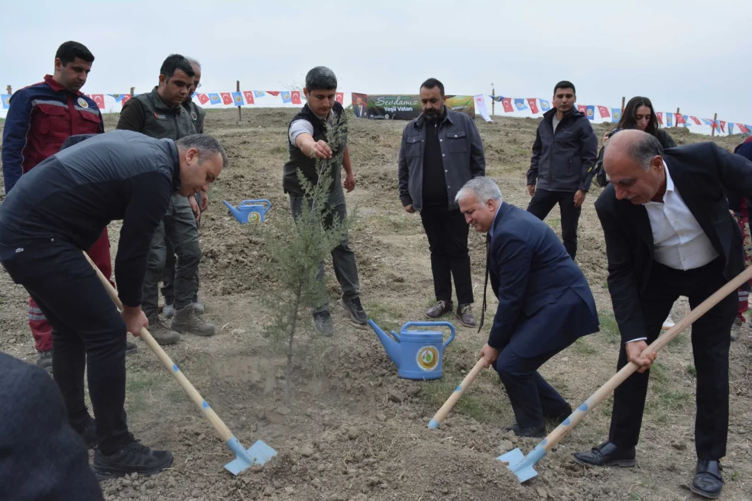 “Ceyhan ve Yumurtalık Tek Yürek: Doğaya Yeşil Dokunuş”