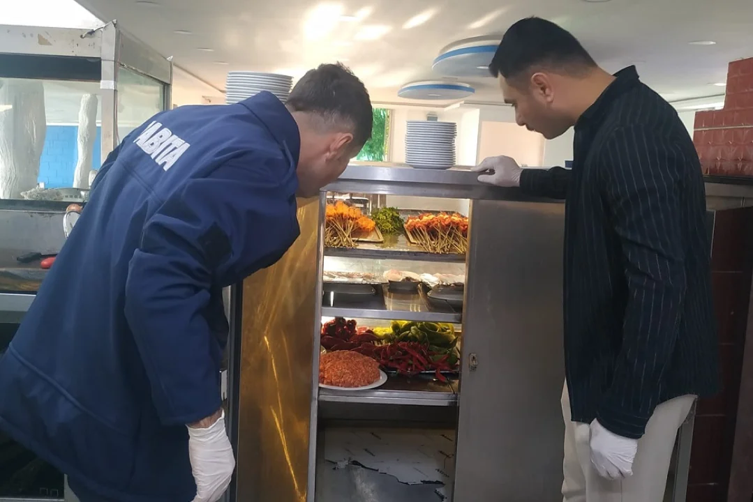 Zabıta ve Gıda Ekipleri Yumurtalık’ta İşletmeleri Mercek Altına Aldı