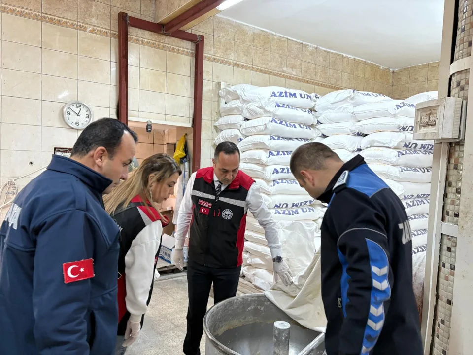 Yumurtalık’ta Ekmek Üretim Yerlerine Sıkı Denetim