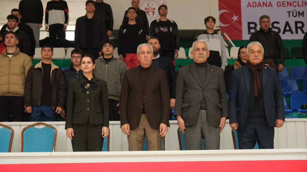 Ceyhan’da Kurtuluş Coşkusu Parkede Yaşandı