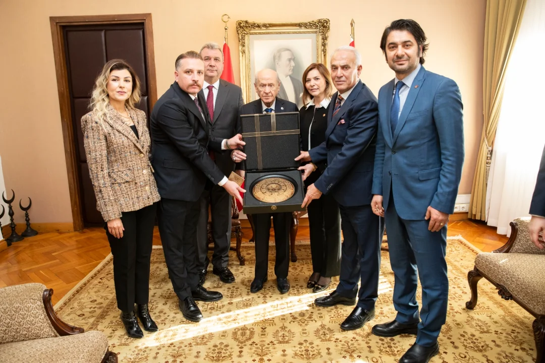 MHP Adana’dan Ankara’ya çıkarma!