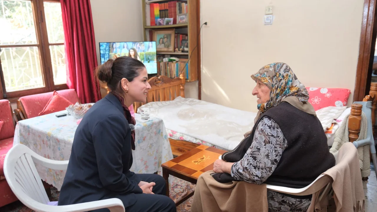 Başkan Vekili Yıldız Sahada: Evde Bakım Hizmetleri Yüzleri Güldürüyor