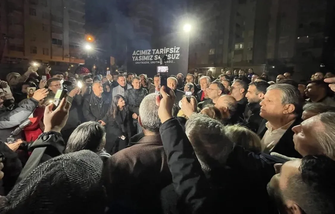 Tahliye Edilen Zeydan Karalar, 6 Şubat Anmasında Adanalılarla Buluştu