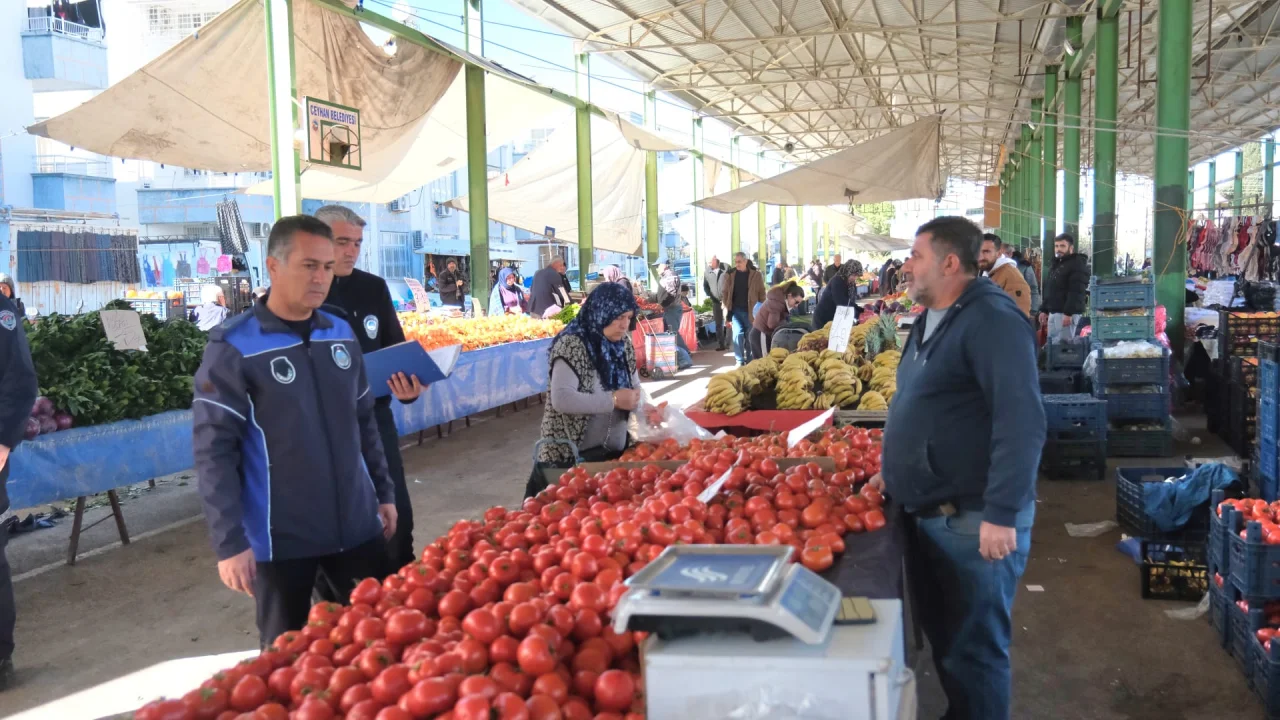 Ceyhan’da Pazar Yerlerine 