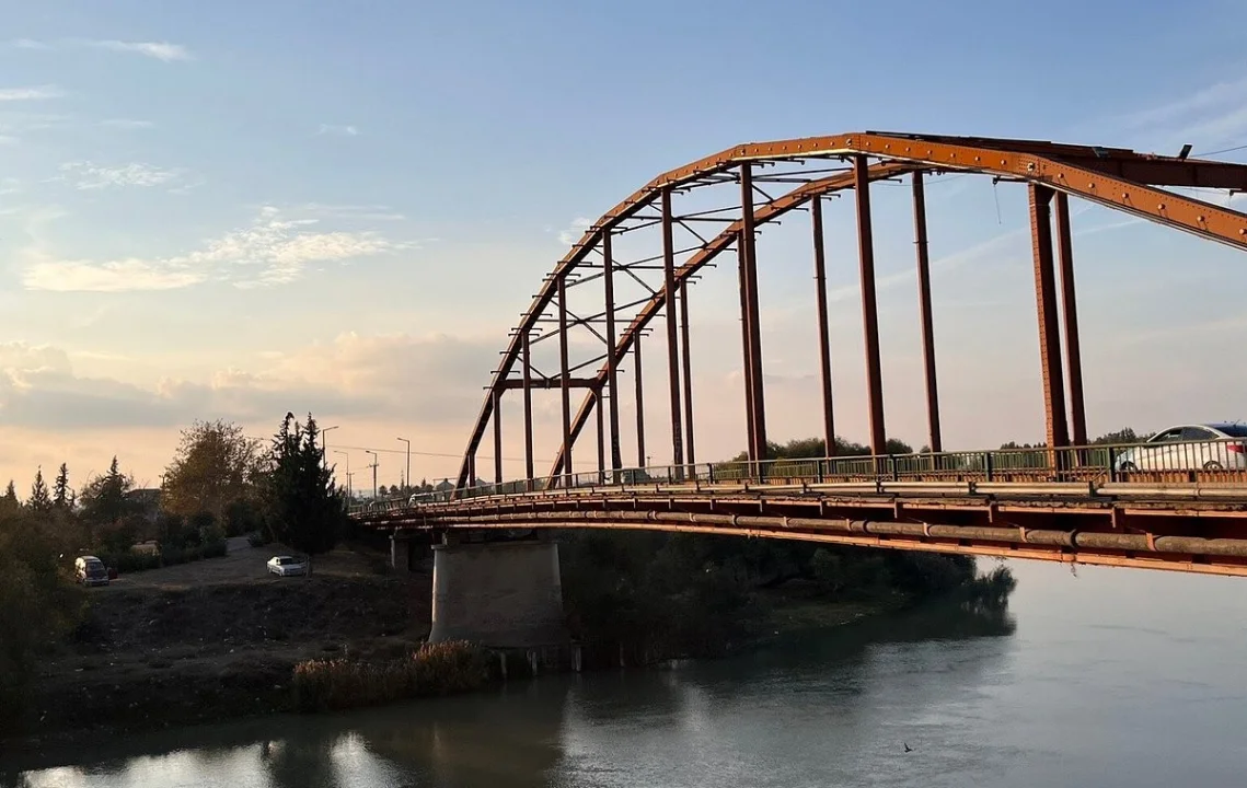 Yerli Firmalar Yarışacak: Ceyhan Demir Köprü Bakım İhalesi Başlıyor