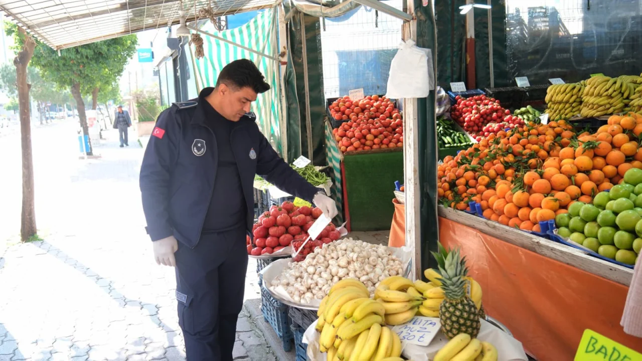 Ceyhan Zabıtası Sahada: Etiketsiz ve Ruhsatsız İşletmeye Geçit Yok