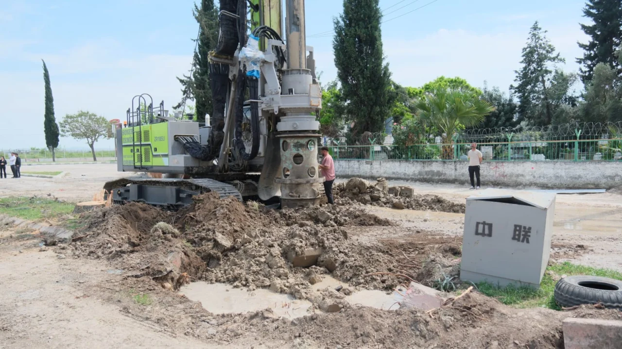 Ceyhan’ın İki Yakası Birleşiyor: 400 Metrelik Dev Köprüde Mesai Başladı