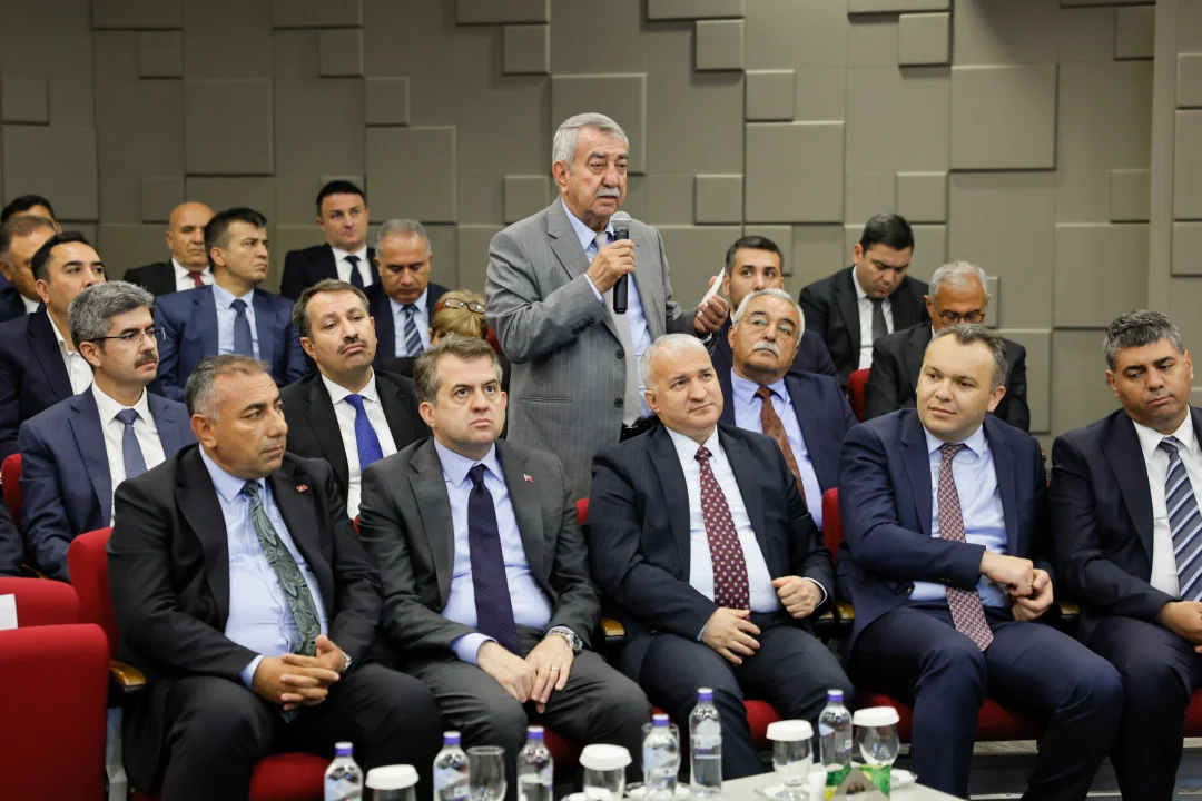 Kara Yolu, Demir Yolu ve Limanlar Birleşiyor: Yumurtalık Endüstri Bölgesi’ne Dev Altyapı Hamlesi