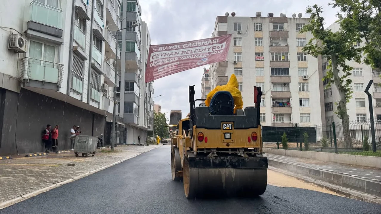 Parke Yollar Sökülüyor, Sıcak Asfalt Konforu Geliyor