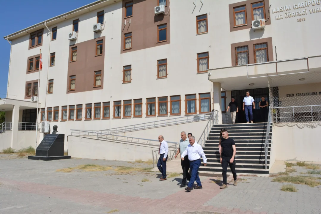 Ceyhan Kaymakamı Ramazan Kurtyemez Sarımazı Mahallesi’nde Çalışmaları Yerinde İnceledi